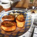 朝食に　”メイプルシロップキャラメリーゼフレンチトースト”