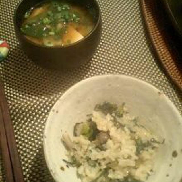 春菊・蓮根・生姜の混ぜご飯。蕪の味噌クリチ和え。かぼちゃのココナッツクリーム煮。キムチチャンプル