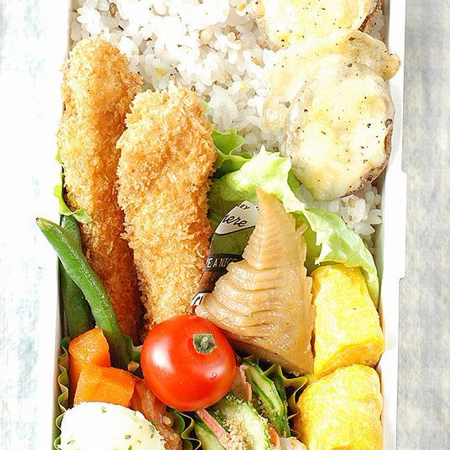 家族の弁当を作った後の自分の弁当はこうなります(;^_^A