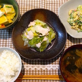 鶏胸肉と白菜の重ね蒸しの晩ご飯