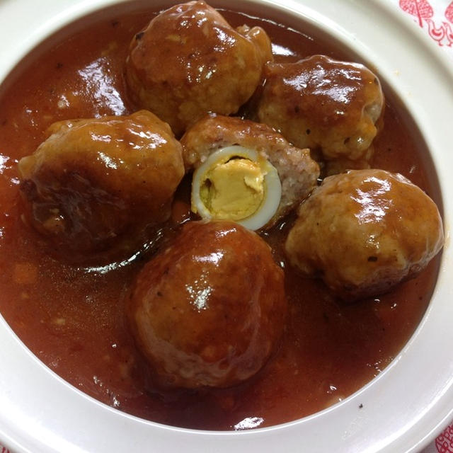 今日の【シマウマ改め、ダンゴムシ弁当T^T】＆ つくれぽ！《うずら卵入り煮込みミートボール♪》