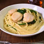 出汁がすごい♪ホタテとほうれん草のクリームパスタ