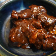 牛スネ肉のデミグラスソース煮込み