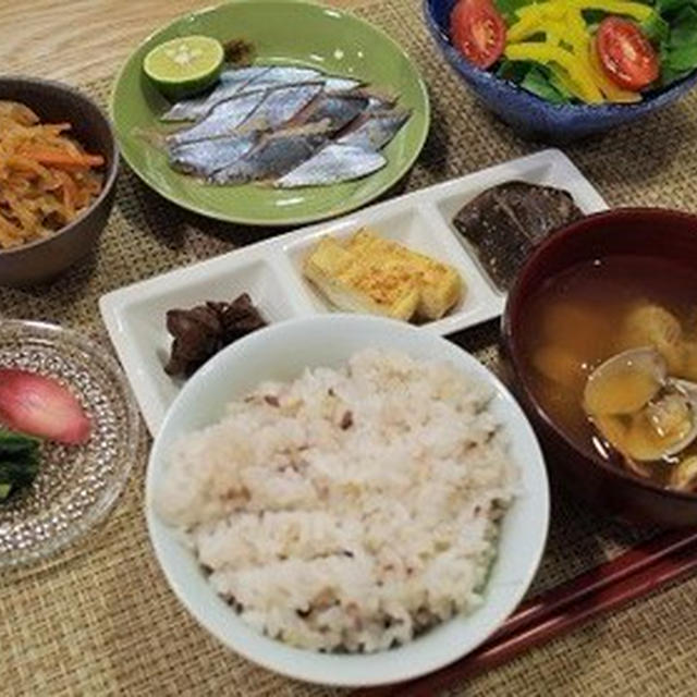 妄想朝ごはん♪うちの切り干し大根の煮物☆何とか撮影終了〜