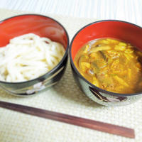 ◇スパイスの旨みアップ☆油揚げとエリンギのカレーうどん