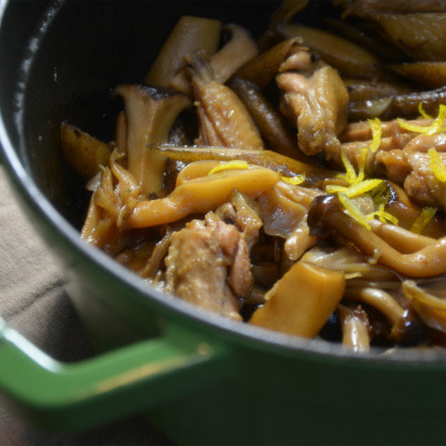 ストウブで 鶏手羽中ときのこの煮物 で和食ごはん By ジュンジュンさん レシピブログ 料理ブログのレシピ満載