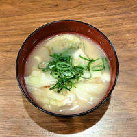 やさしい味わいでほっとする！ミョウガと竹の子の味噌汁！
