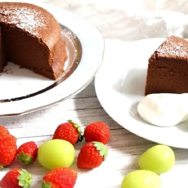 カメラが壊れたかも( ；∀；)オススメチョコスフレケーキのレシピ♪