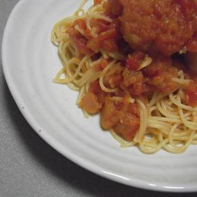 トマトとチキンのパスタ　かぶのポトフ　*　刺し子