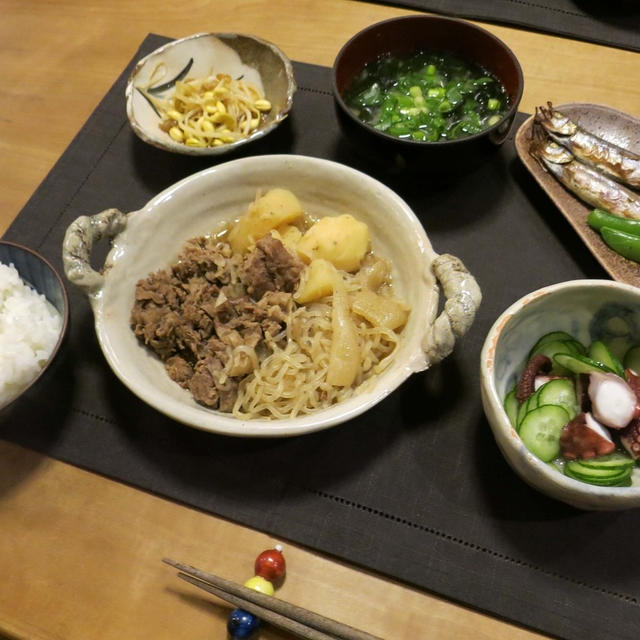 泣く泣くおうちごはん～肉じゃが　と　鴨南蛮そばのお昼ごはん♪