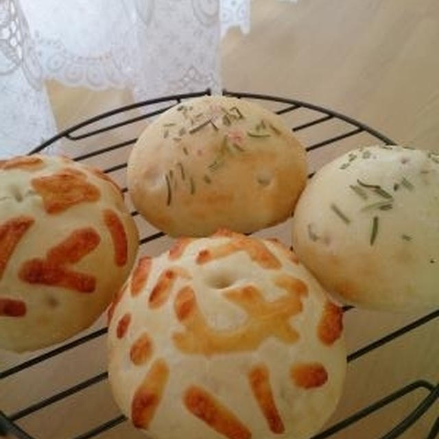 フォカッチャ焼いて、フォカッチャサンド♪
