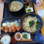 親孝行うどん本店　水曜日は大盛り無料よ。