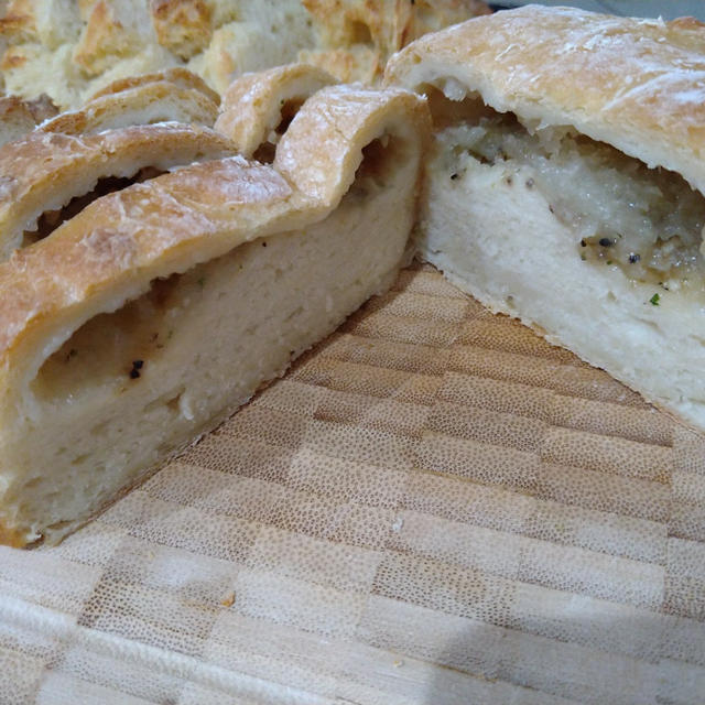 我が家定番のお豆腐パン☆オニオンガーリックにしてみました！