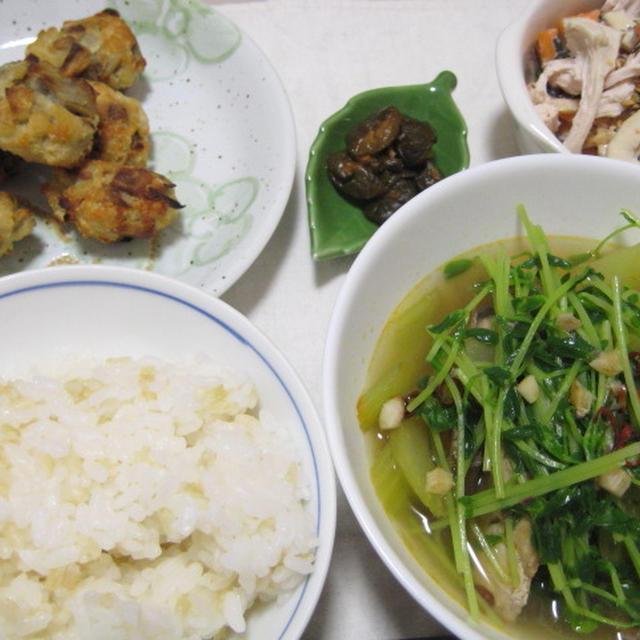昨日の夕飯(12/11)：魚と豆苗のスープ他