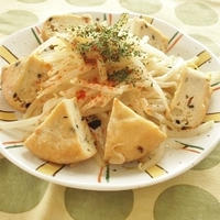 タンドリーチキンドレッシングで✿がんもともやしの炒め物