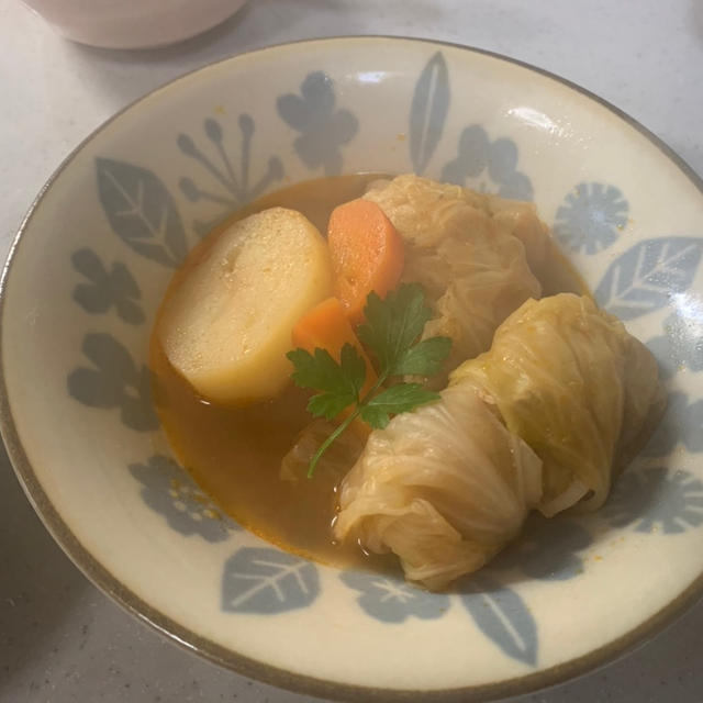 愛情たっぷりママの味❣️じっくり煮込んだ【ロールキャベツ】で冬の作り置きをどーぞ‼️