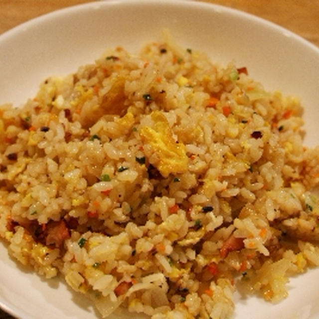雑穀米炒飯+八宝菜スープ+新玉ねぎスライス