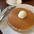 ロイヤルホストで端正なパンケーキ