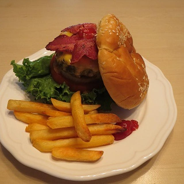 Bacon Cheese Burger / ベーコンチーズバーガー