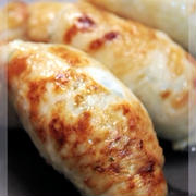 ビールのおつまみに、あっさりピリ辛鶏皮餃子。