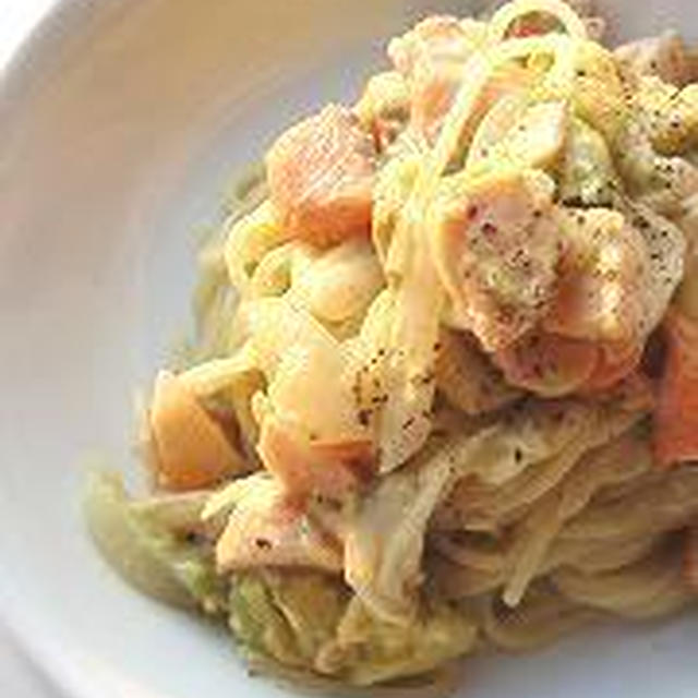 アボガドとサーモンの和風クリームPASTA