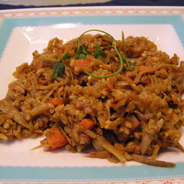 食物繊維たっぷり！！ゴボウと福豆のスパイシー玄米ーリゾット