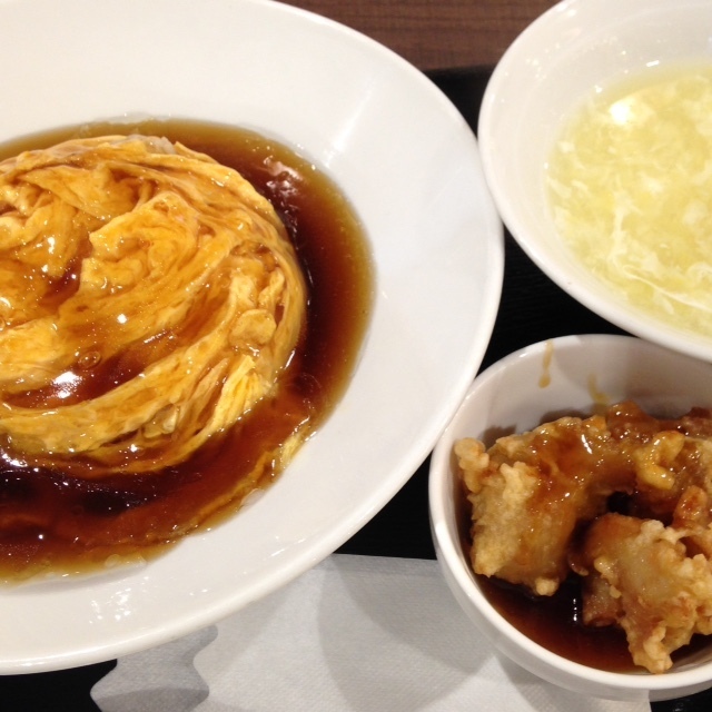 天津飯と油淋鶏のランチセット