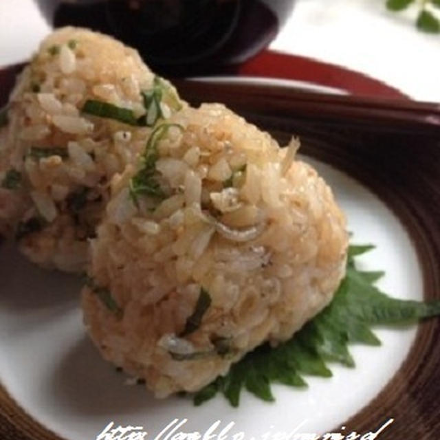 朝ごはん☆じゃこにぎり