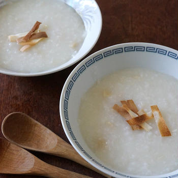 【一手間で本格的に】生米から炊く でも簡単！ ホタテの中華粥