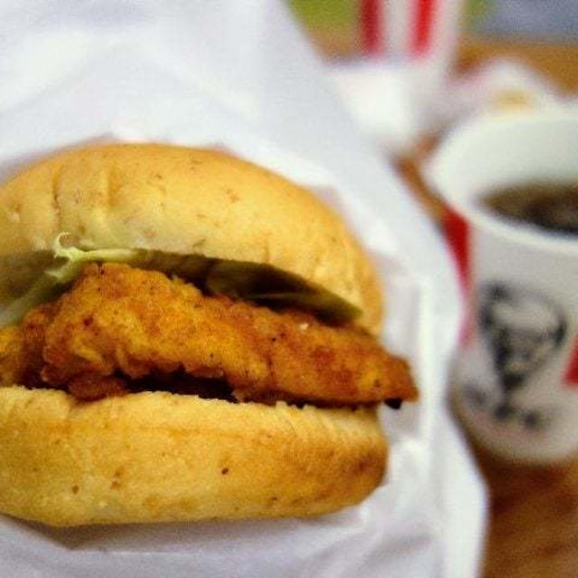 昨日の晩御飯はチキンフィレサンドセット