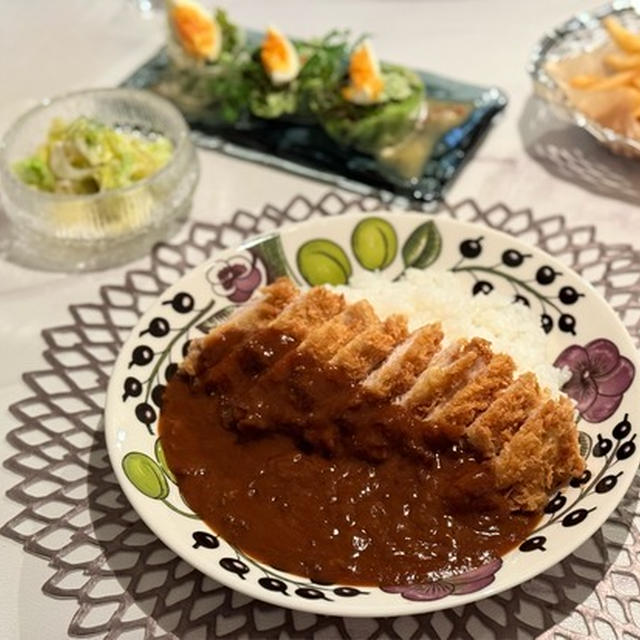 お料理がしんどい時、カツカレー頼りの夜ごはん