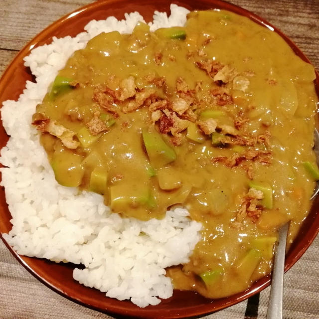 カチコチのアボカドが大変身＼(^o^)／今夜はカレーでした