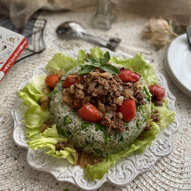 ごちそう ひき肉のトマトバジル炒めとブロッコリーごはん By Yuko 曽布川優子 さん レシピブログ 料理ブログのレシピ満載