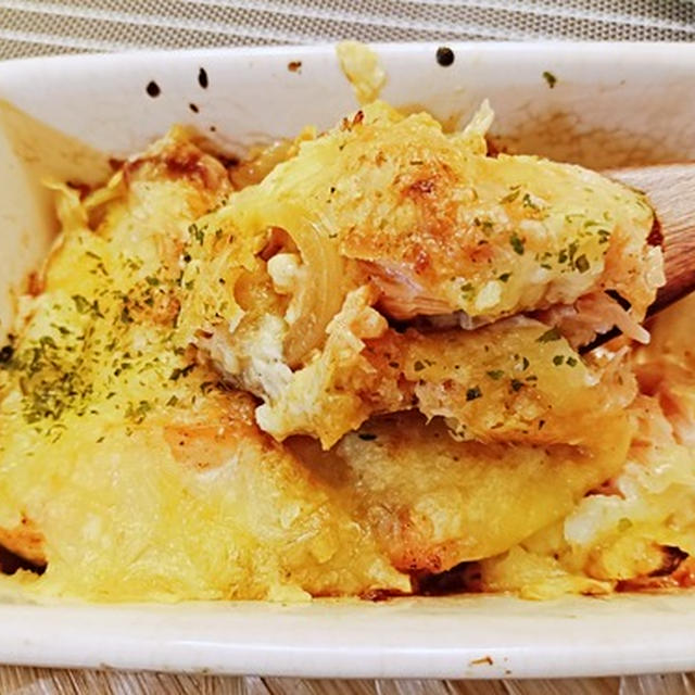 我が家の定番料理ばかりですが☆鮭のチーズ焼き♡