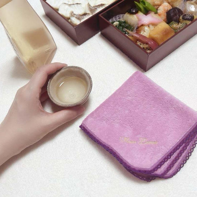 【Mon Luxe（モンリュクス） レース タオルハンカチ ロータスピンク】