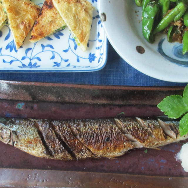 日本から空輸の生秋刀魚