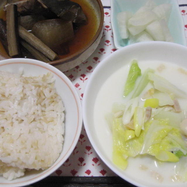 昨日の夕飯(10/2)：白菜のミルクスープ他