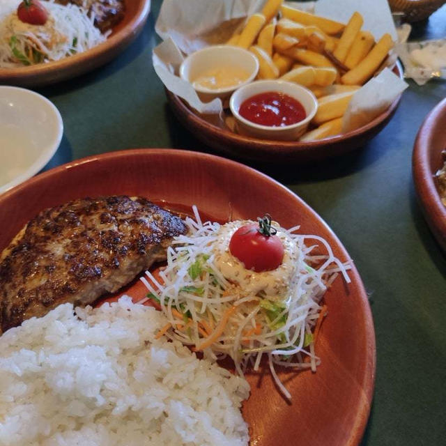 友達とびっくりドンキー＊晩ごはん