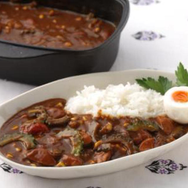 【8月の旬野菜レシピ】子どもがモリモリ食べる♪ゴーヤカレー