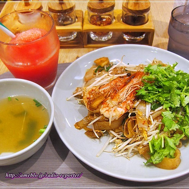 モチモチ生米麺！パッタイ専門店が東京駅に誕生☆マンゴツリーキッチンパッタイ グランスタ丸の内
