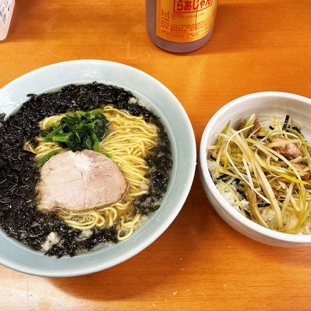 岩のりラーメンの麺かためをネギ丼セットにして食べる 〜ラーショ with Sigeちゃん〜