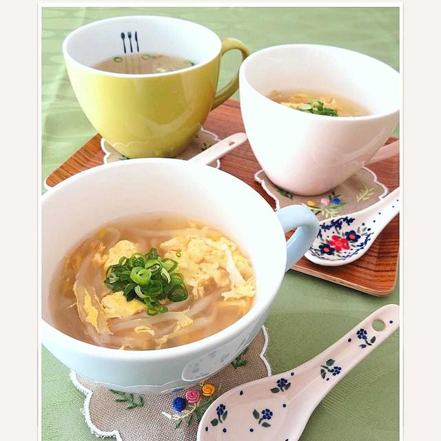 レシピ掲載♪もやしと卵の生姜スープ