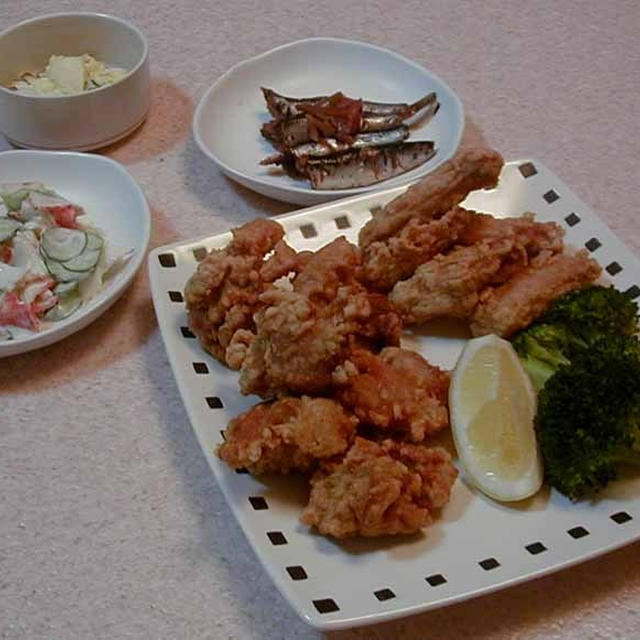 鶏肉の唐揚げ＆骨まで食べられる鰯