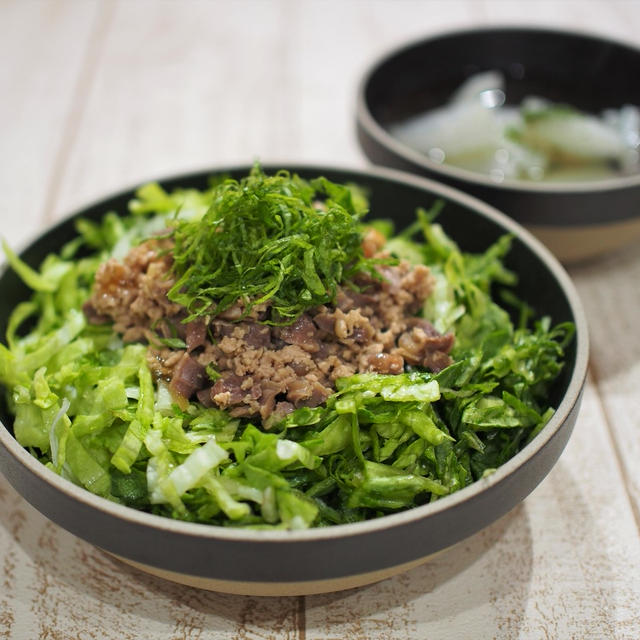 鶏挽肉と砂肝のそぼろごはん