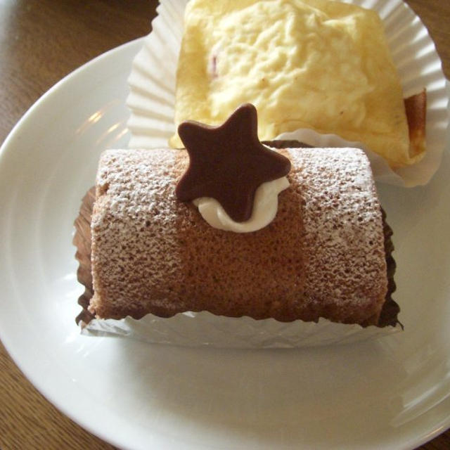 美味しいスイーツ。。ケーキなのだ。