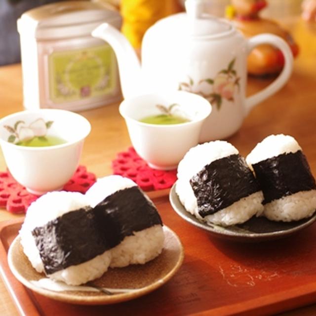 やっぱりおにぎり♪甘めシーチキンチーズ