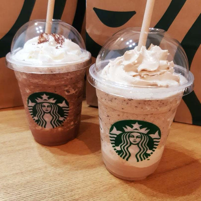 家族記念日はスタバのケーキで