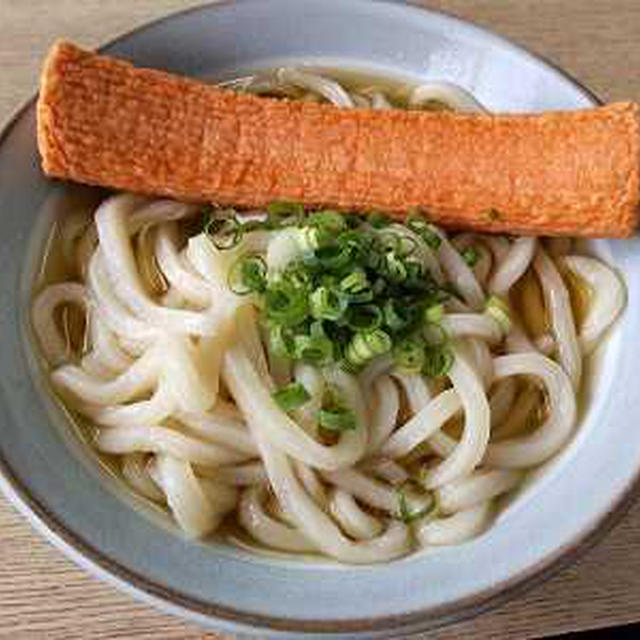 うどん。胡瓜の佃煮