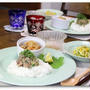 あじのなめろう丼&黄色のサラダ