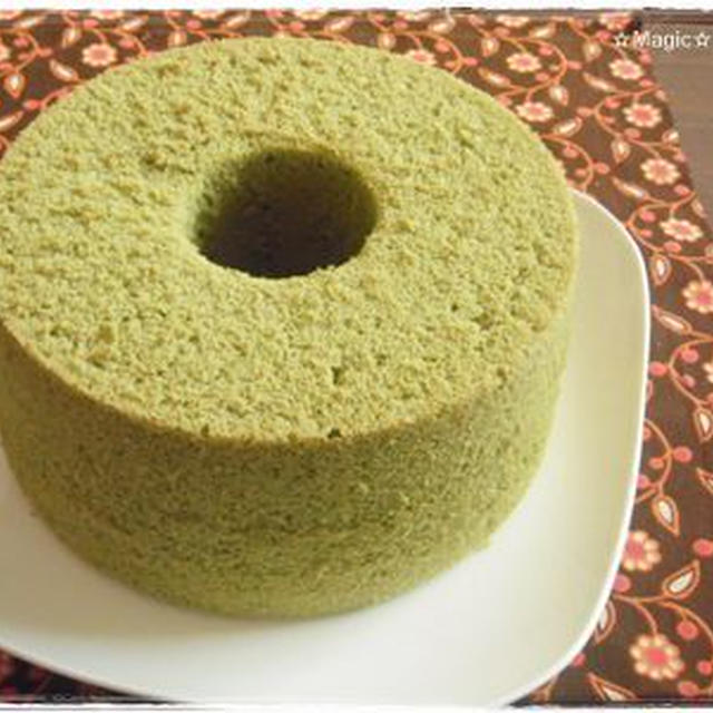 ふわふわ、しゅわんな、抹茶シフォンケーキ